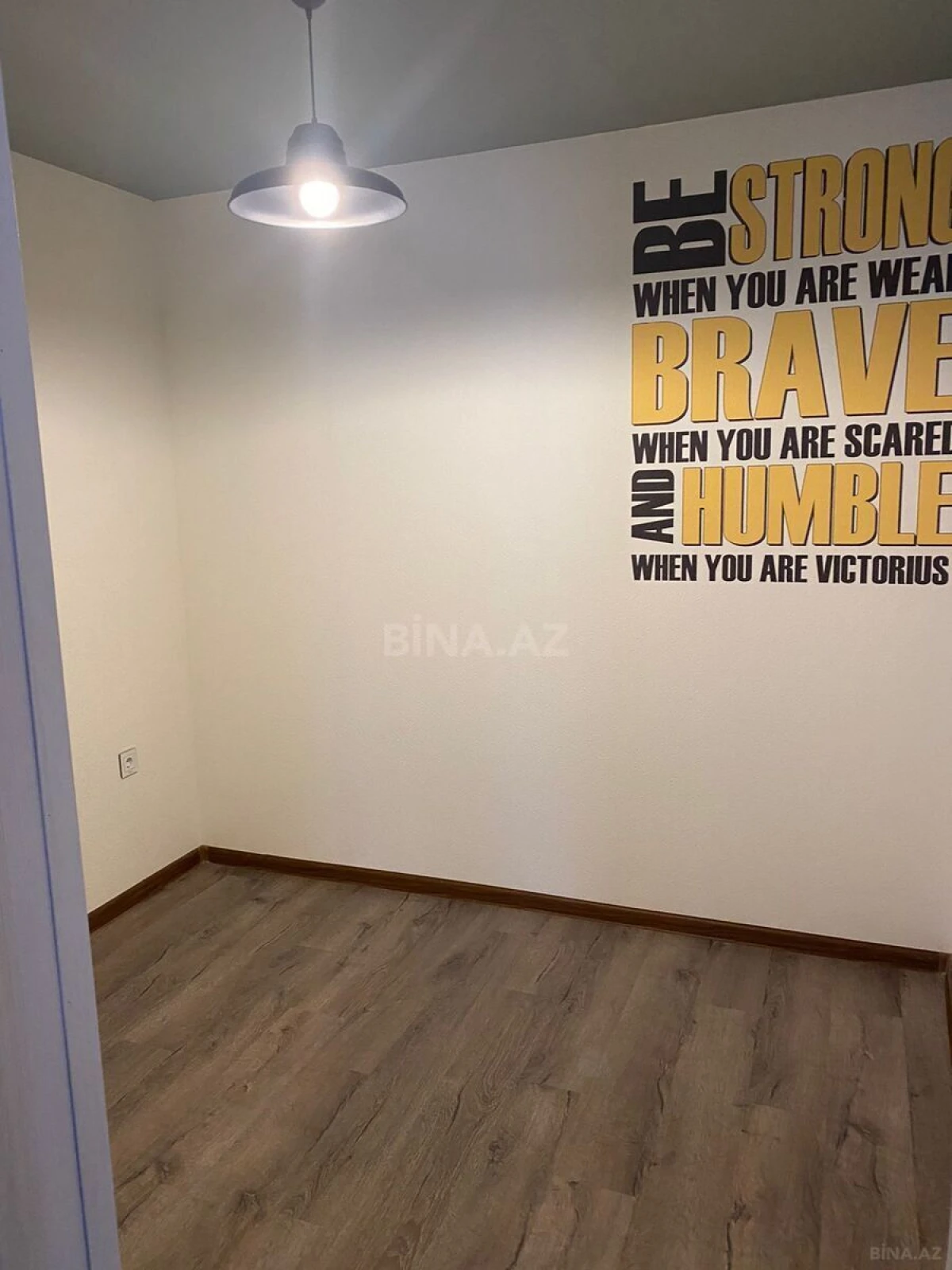 Satılır obyekt 115 m²