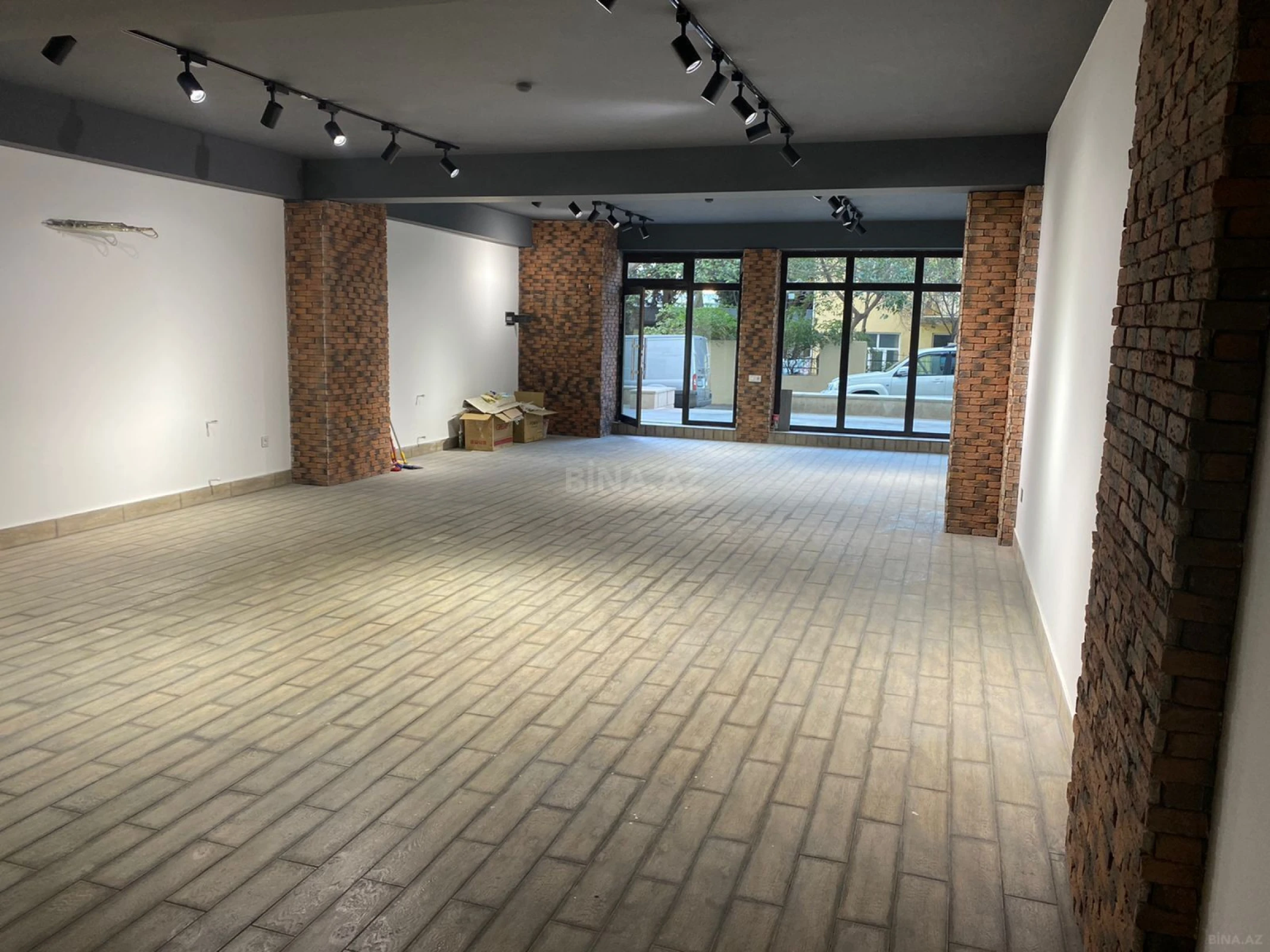 Satılır obyekt 115 m²