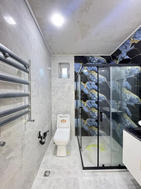 Satılır 4 otaqlı həyət evi 170 m²