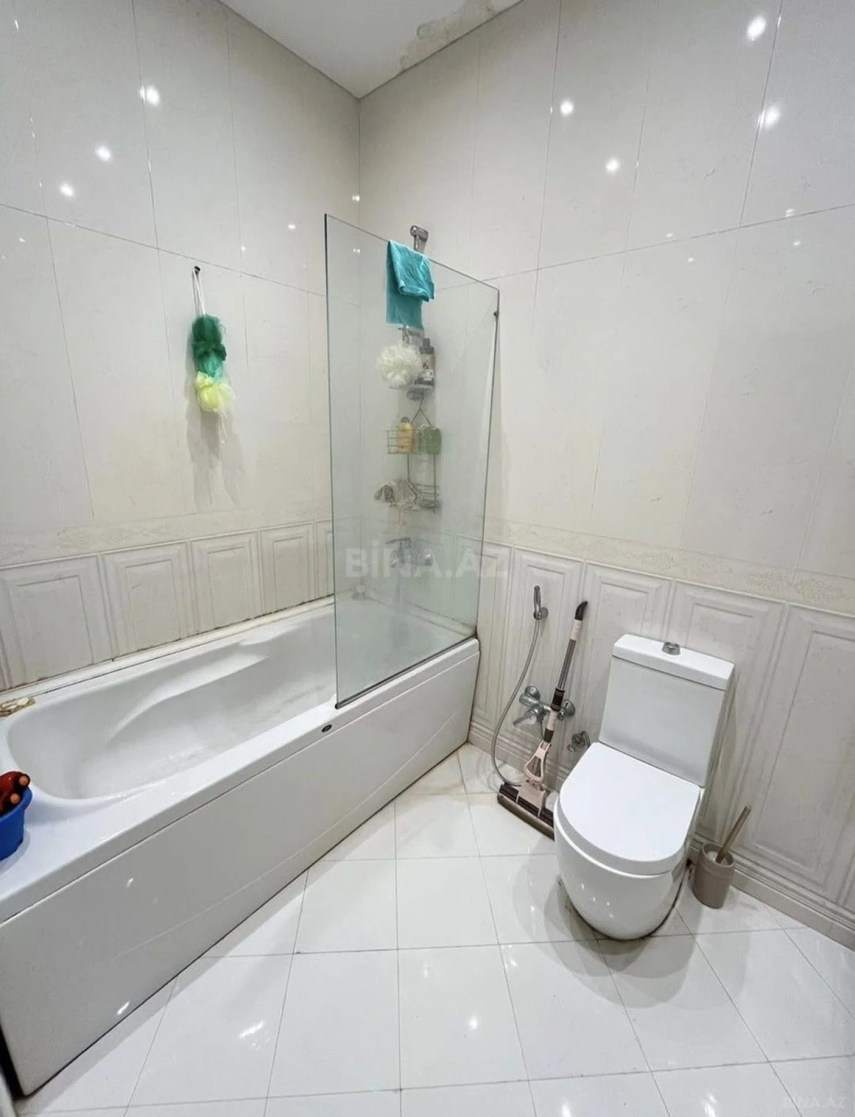 Satılır 3 otaqlı mənzil 112 m²