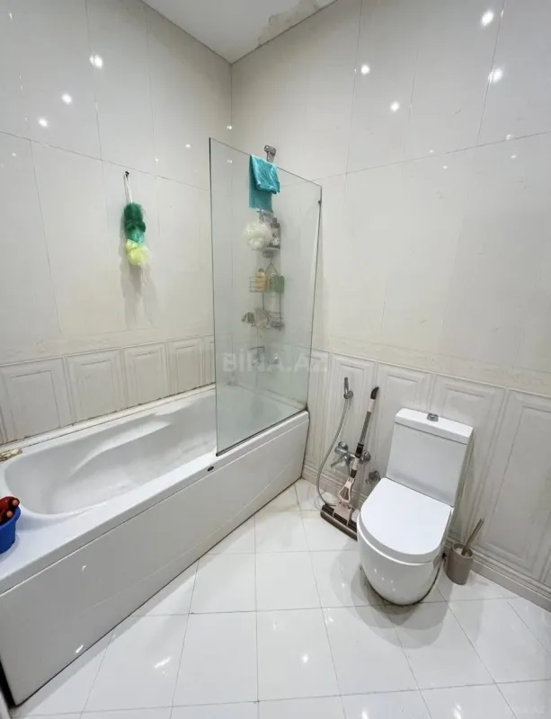 Satılır 3 otaqlı mənzil 112 m²