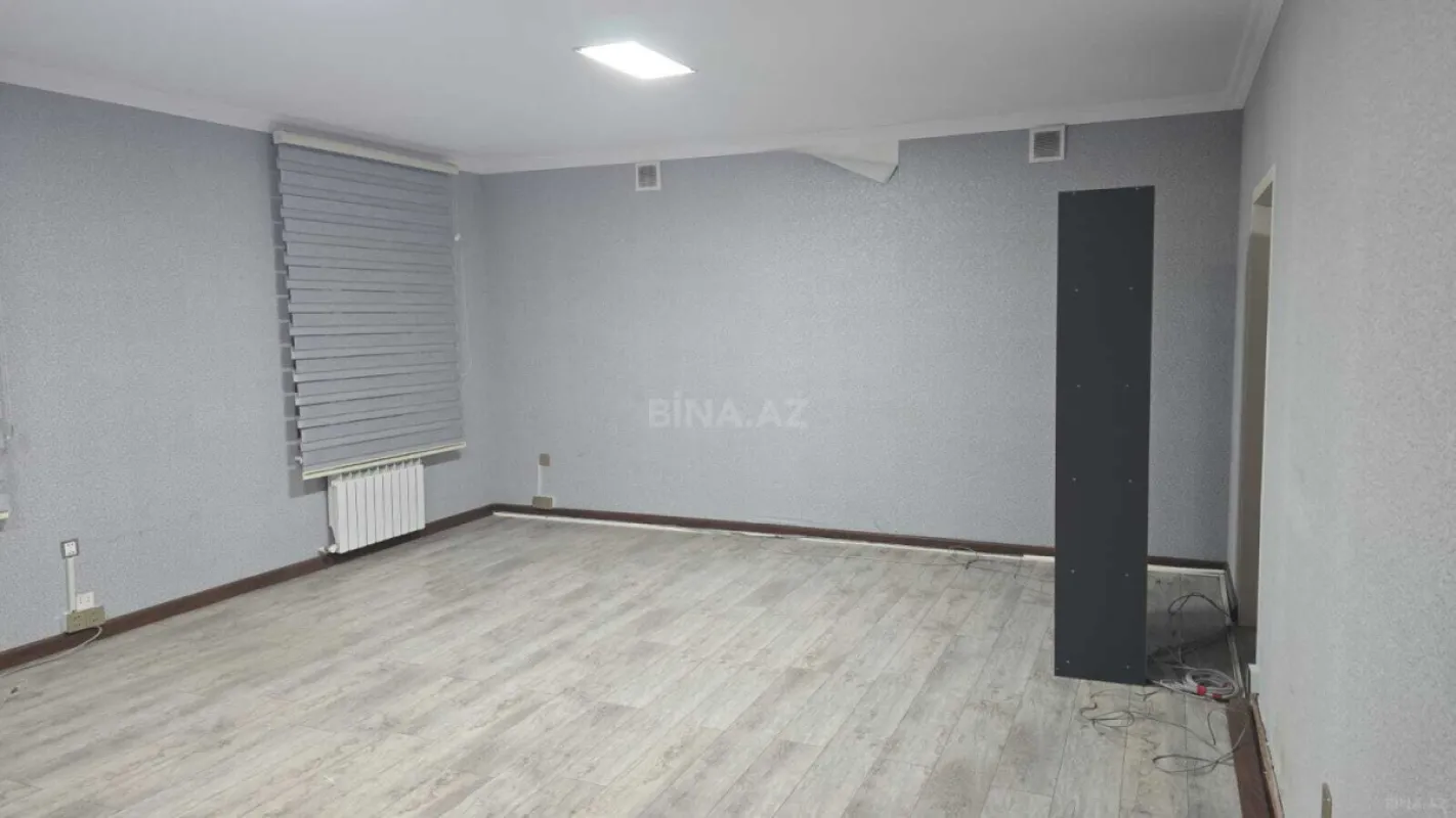 Kirayə verilir 3 otaqlı ofis 85 m²