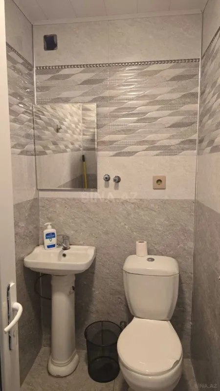 Kirayə verilir 3 otaqlı ofis 85 m²