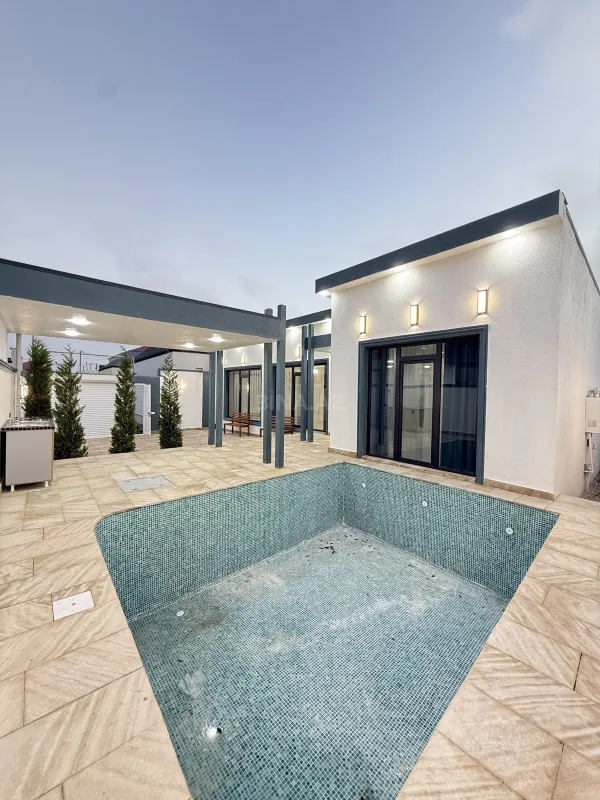 Satılır 4 otaqlı həyət evi 150 m²