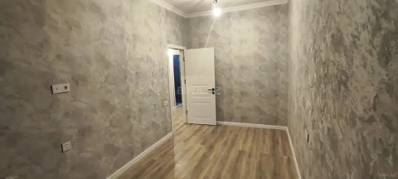 Satılır 2 otaqlı mənzil 75 m²