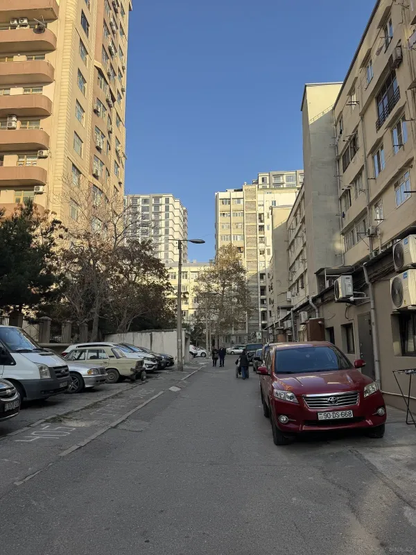 Satılır 3 otaqlı mənzil 100 m²
