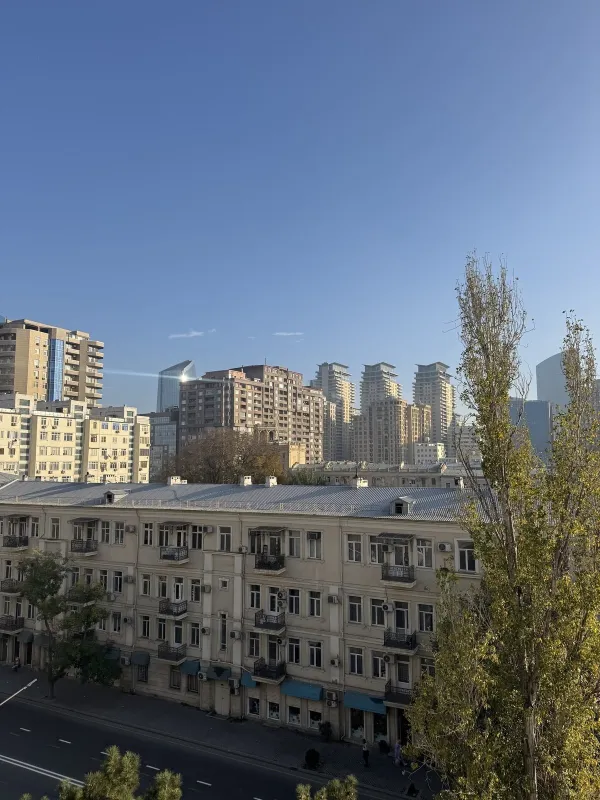 Satılır 3 otaqlı mənzil 100 m²