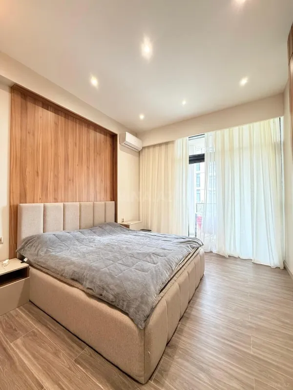 Satılır 2 otaqlı mənzil 75 m²