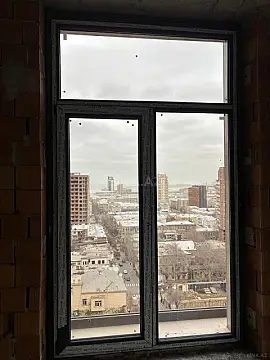 Satılır 4 otaqlı mənzil 150 m²