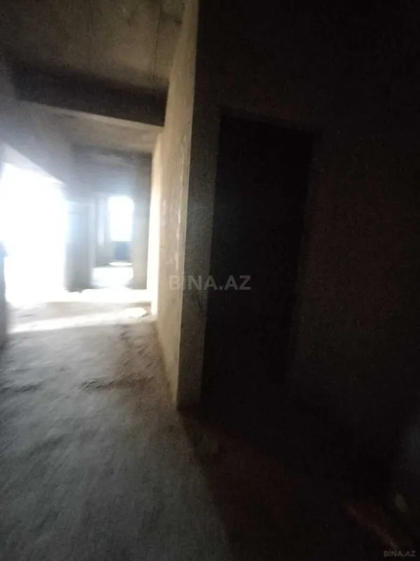 Satılır 3 otaqlı mənzil 118 m²