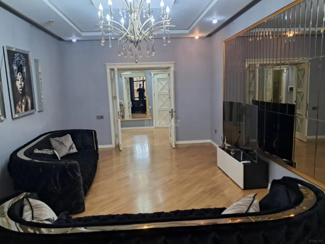 Kirayə verilir 3 otaqlı mənzil 140 m²