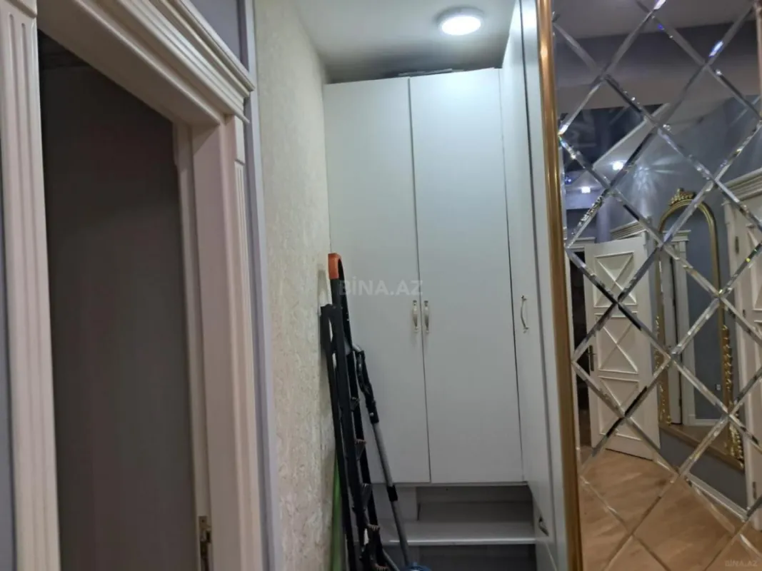 Kirayə verilir 3 otaqlı mənzil 140 m²