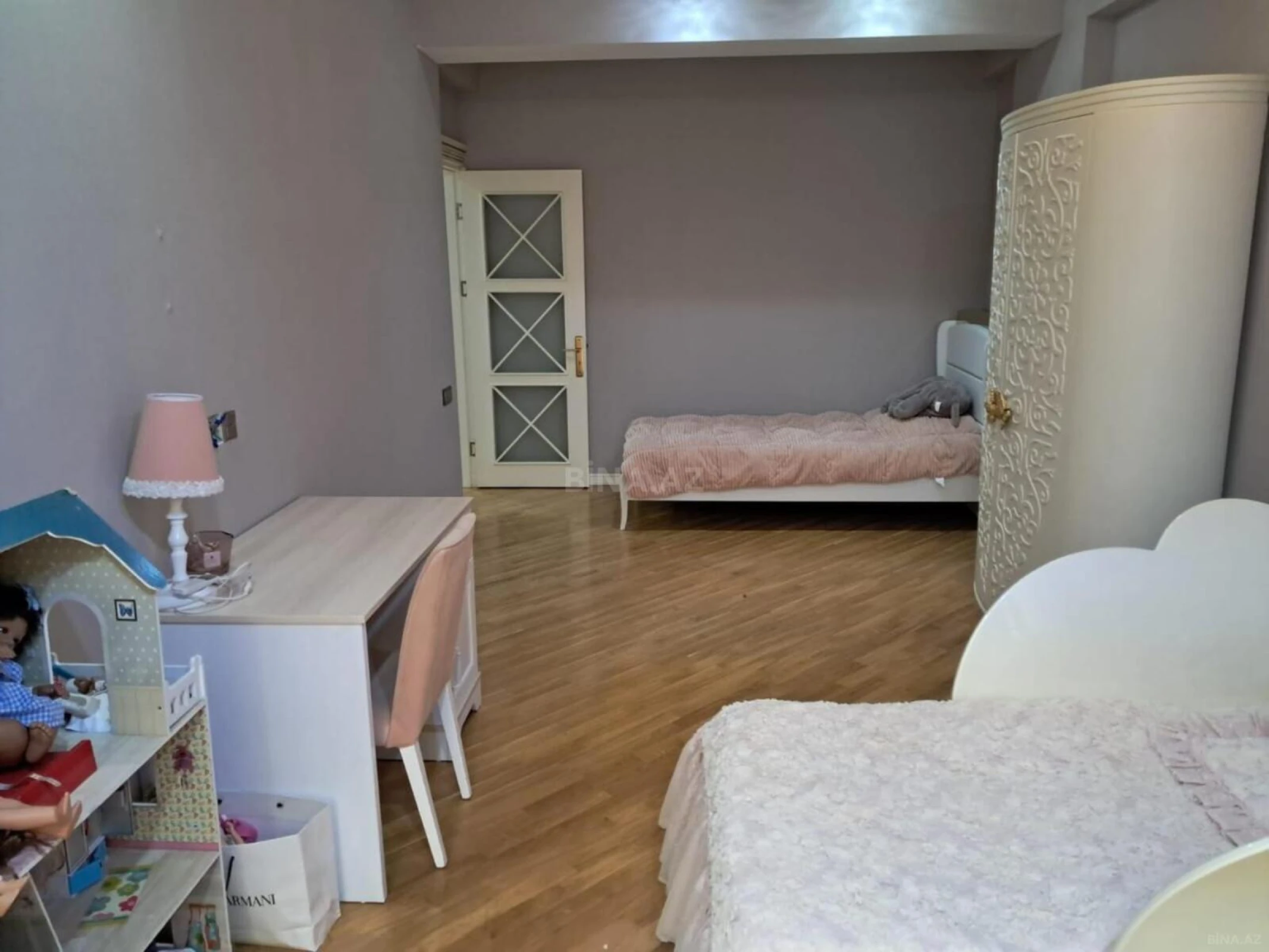 Kirayə verilir 3 otaqlı mənzil 140 m²