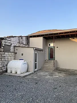 Kirayə verilir 3 otaqlı həyət evi 50 m² — Bakı, Bayıl 3 otaq 50.00 m²