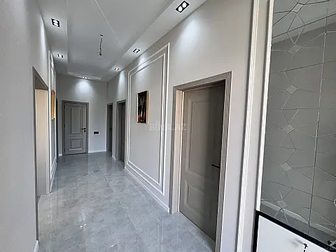Satılır 4 otaqlı həyət evi 100 m²