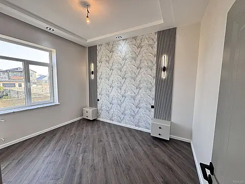 Satılır 4 otaqlı həyət evi 100 m²