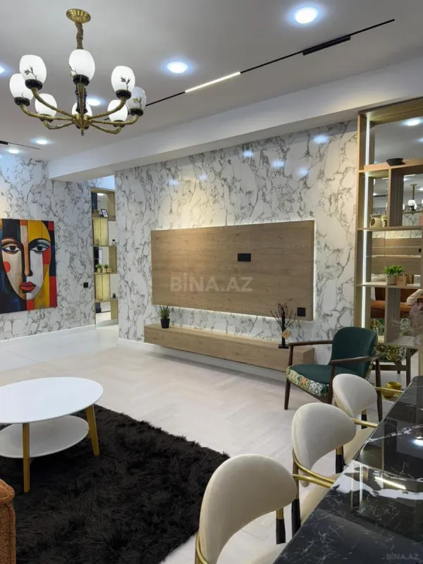 Satılır 3 otaqlı mənzil 117 m²