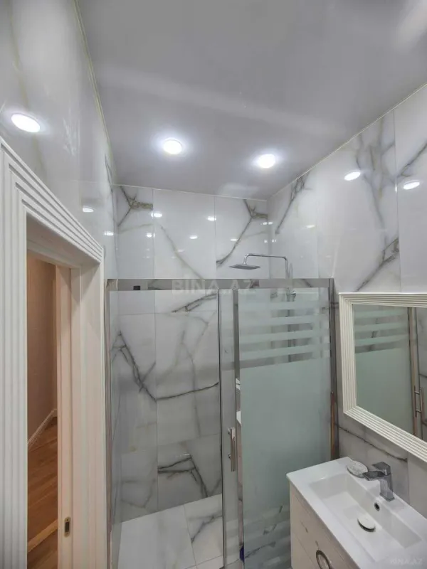 Kirayə verilir 2 otaqlı mənzil 90 m²