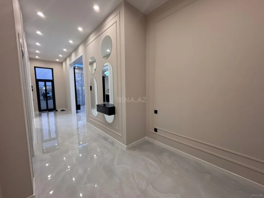 Satılır 4 otaqlı həyət evi 160 m²