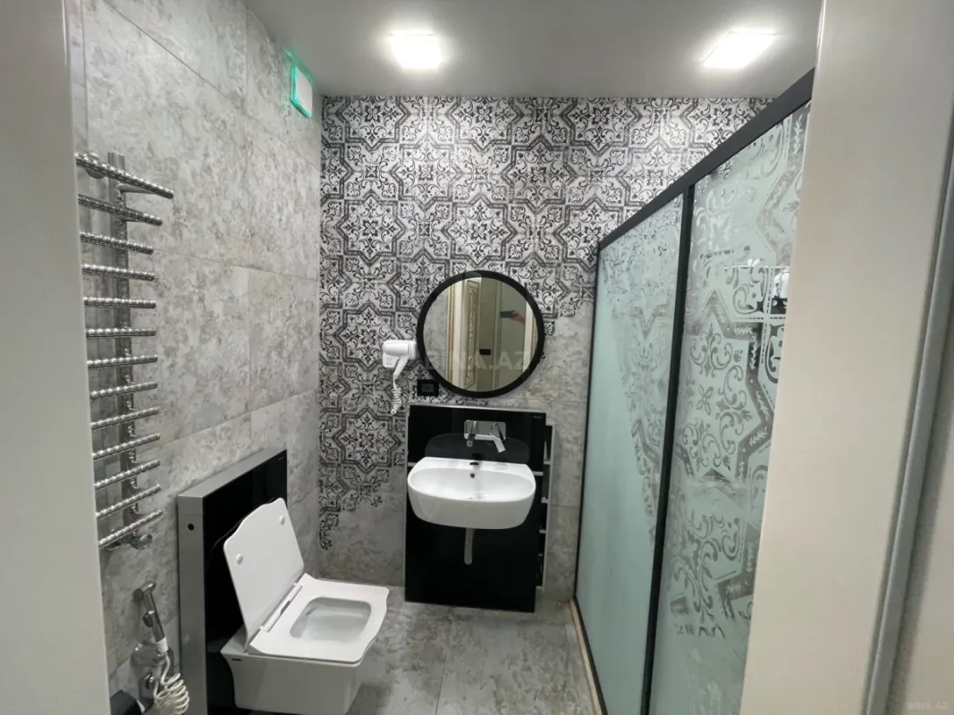 Satılır 3 otaqlı mənzil 128 m²