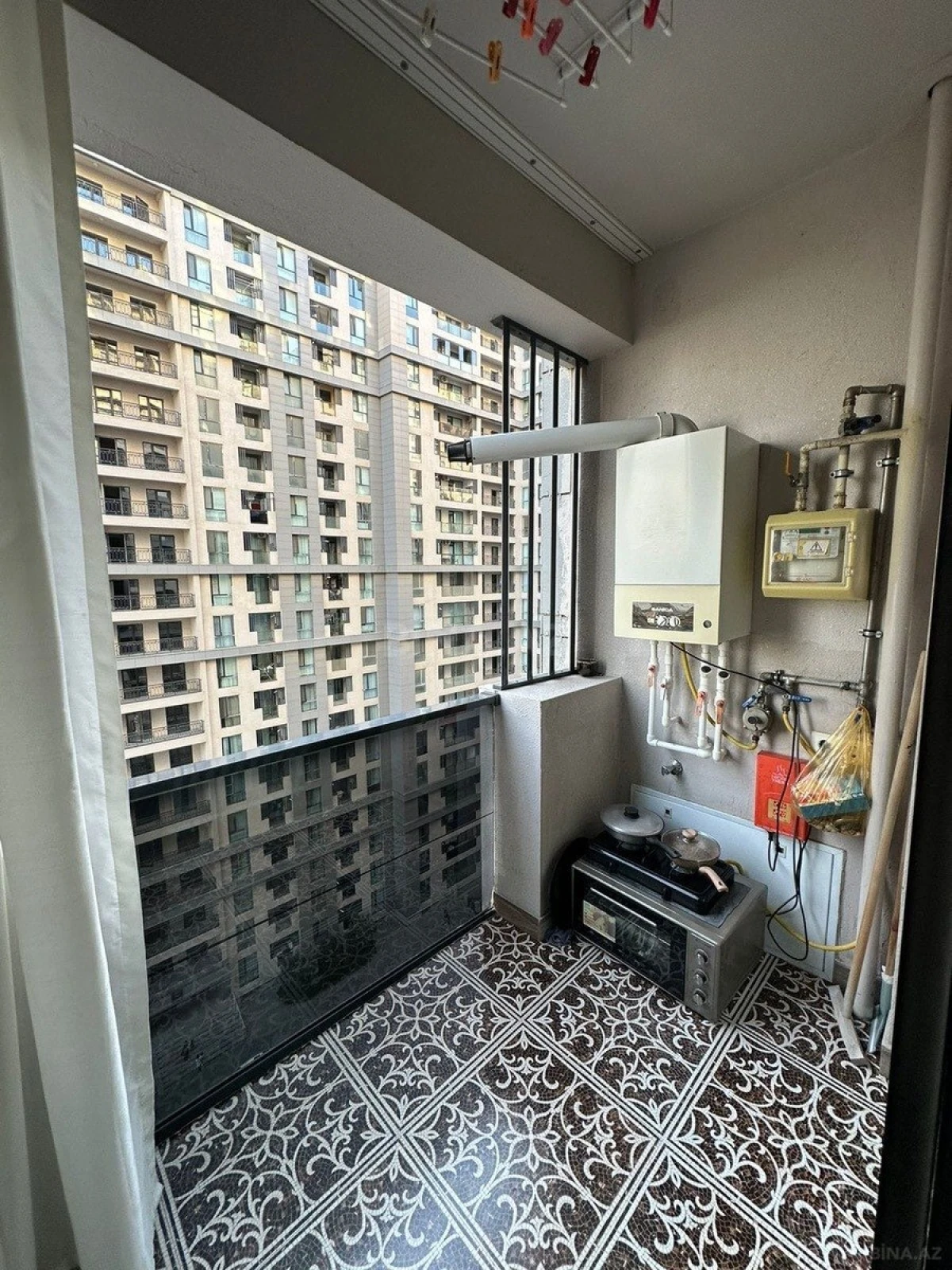 Satılır 2 otaqlı mənzil 100 m²