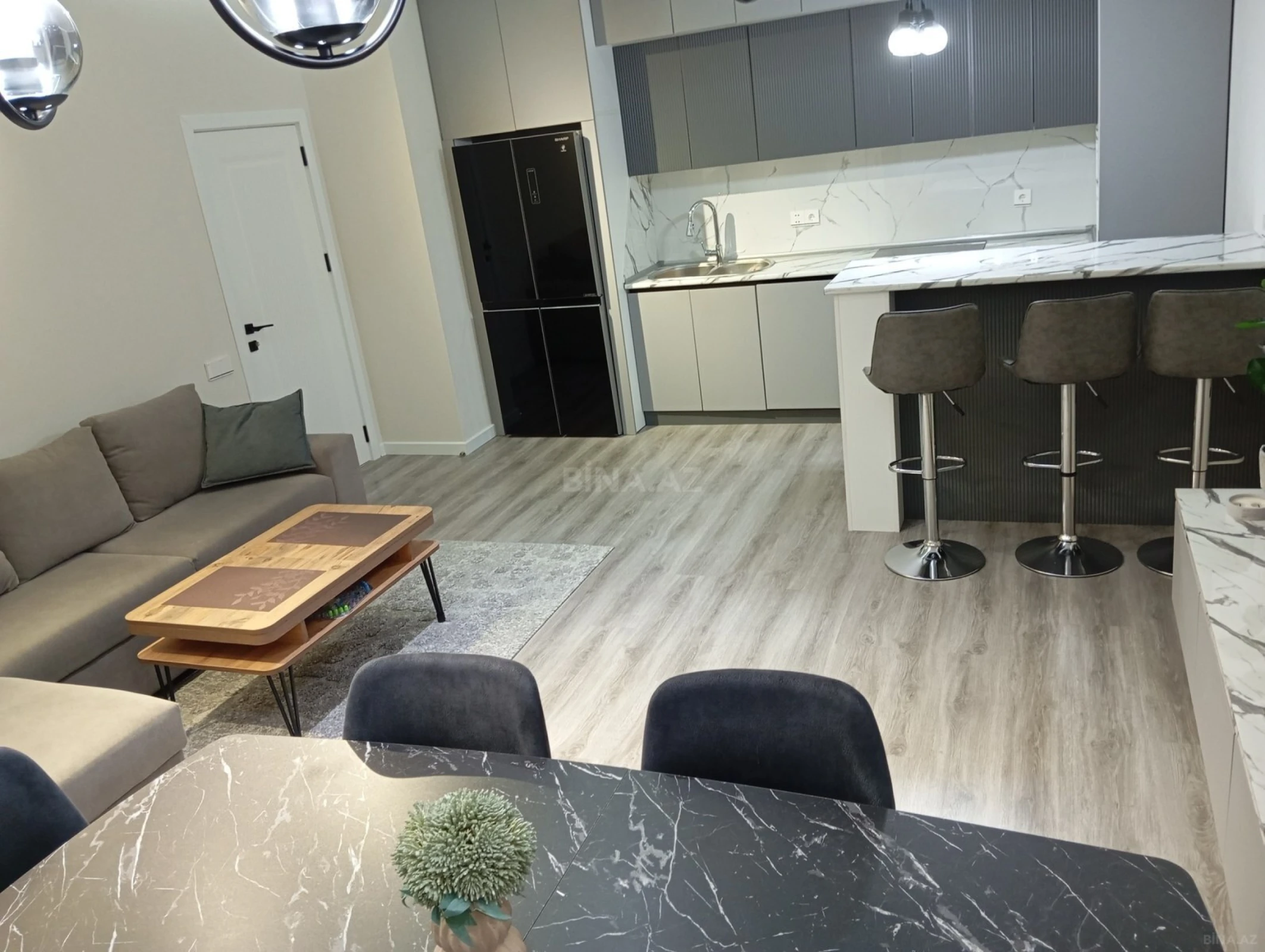 Satılır 2 otaqlı mənzil 58 m²