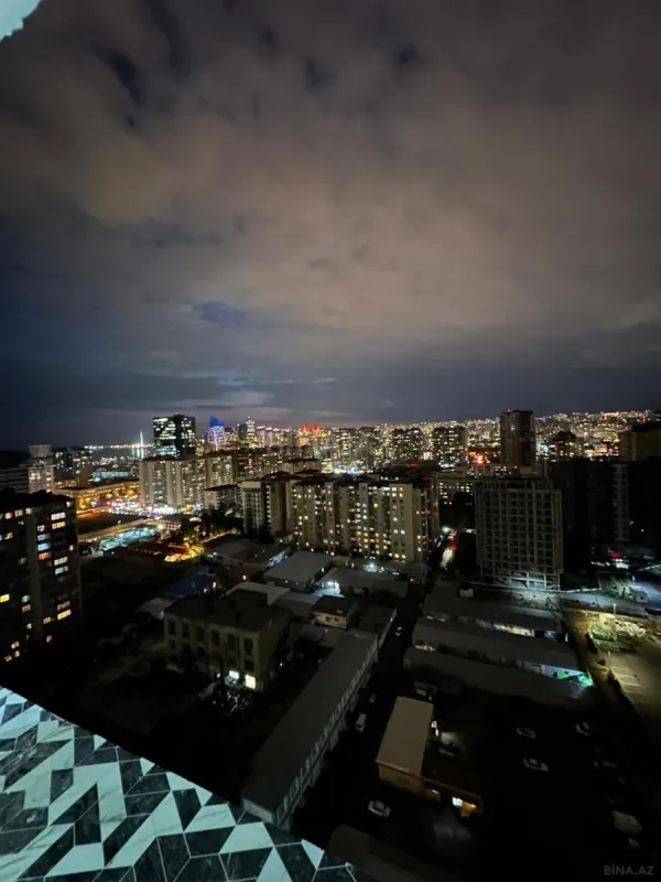 Satılır 2 otaqlı mənzil 68 m²