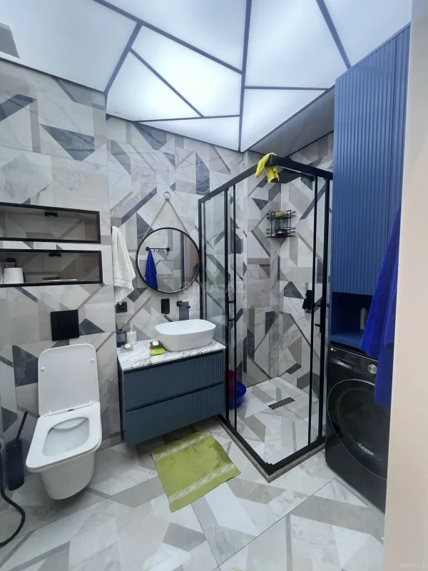 Satılır 3 otaqlı mənzil 135 m²