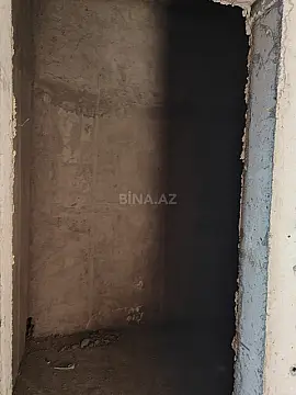 Satılır 4 otaqlı mənzil 143 m²