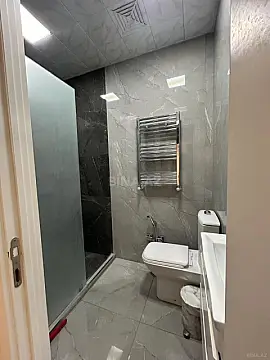 Satılır 3 otaqlı mənzil 93 m²