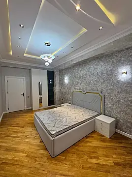 Satılır 2 otaqlı mənzil 75 m²