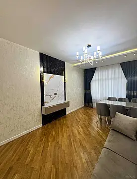 Satılır 2 otaqlı mənzil 75 m²