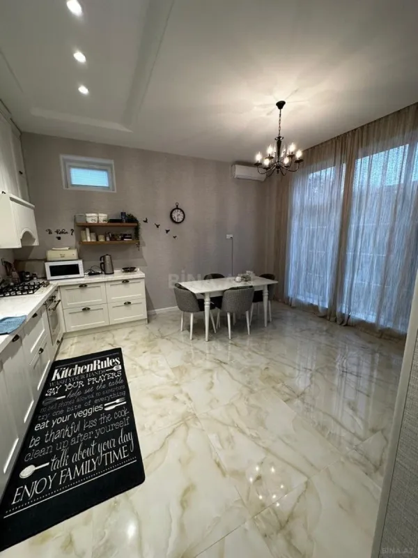 Kirayə verilir 5 otaqlı həyət evi 240 m²