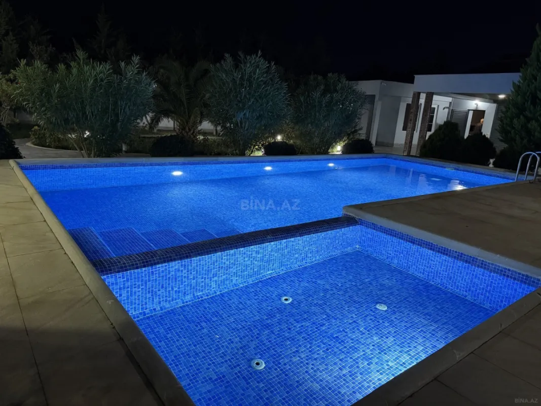 Kirayə verilir 5 otaqlı həyət evi 240 m²