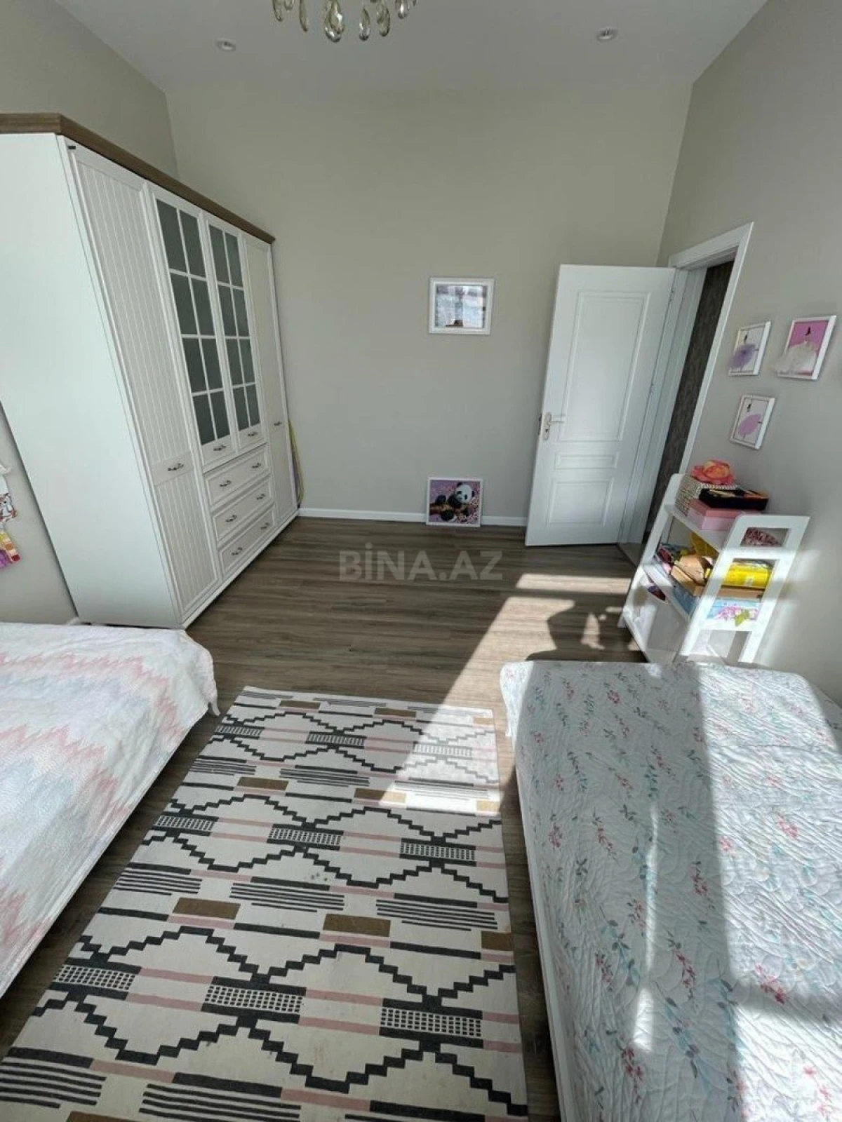 Kirayə verilir 5 otaqlı həyət evi 240 m²