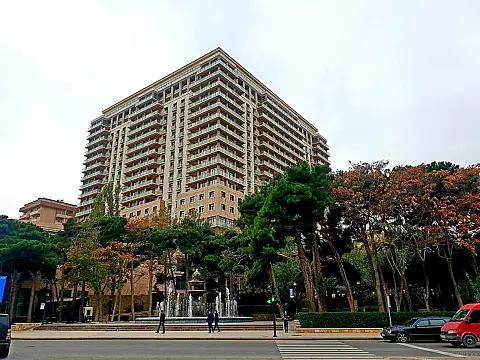 Satılır 3 otaqlı mənzil 128 m² — Bakı, Nizami 3 otaq 128.00 m²