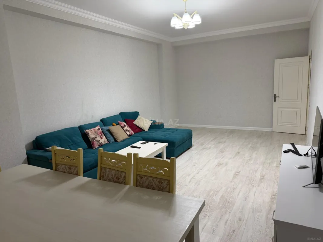 Kirayə verilir 2 otaqlı mənzil 100 m²