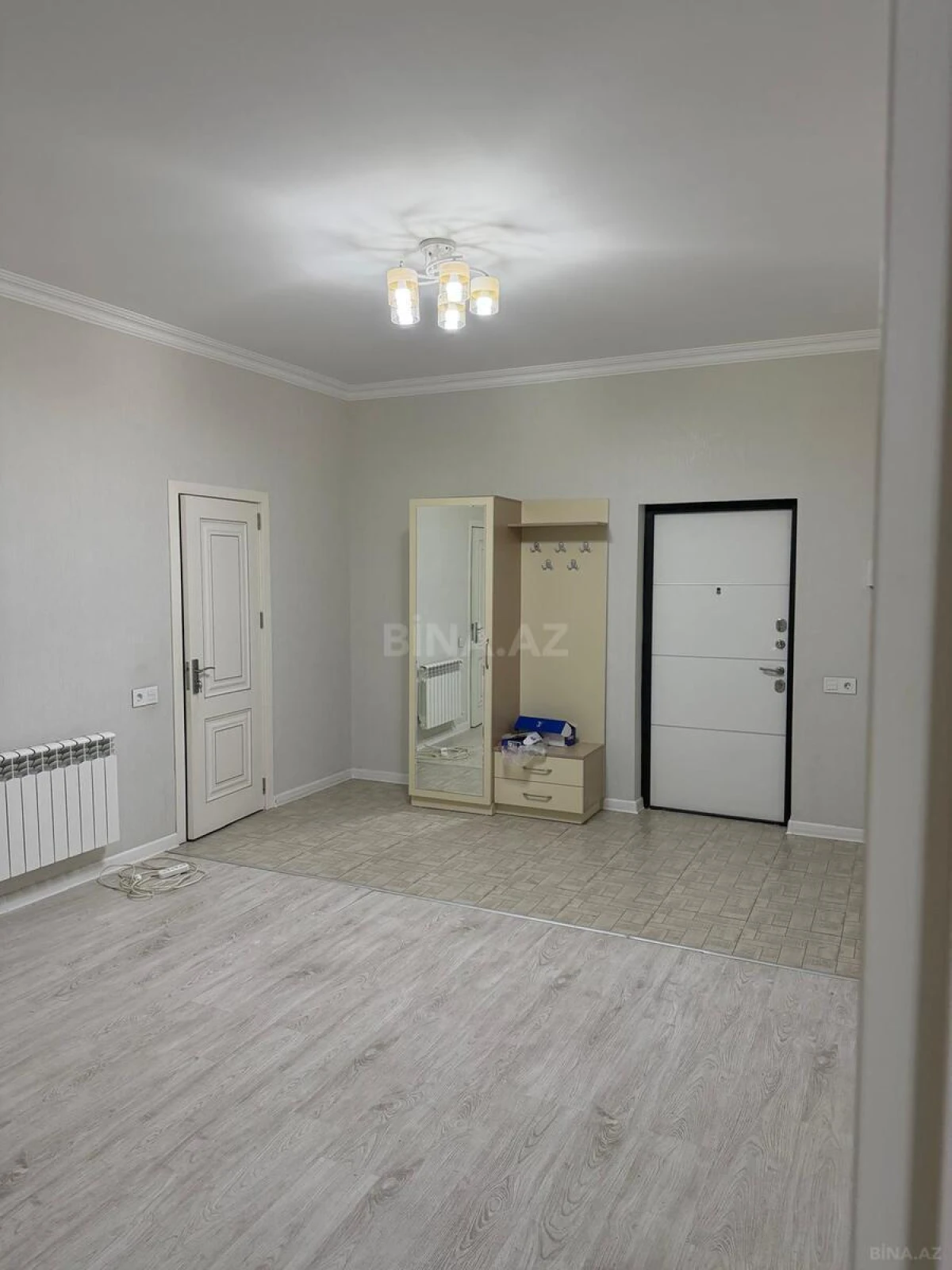 Kirayə verilir 2 otaqlı mənzil 100 m²
