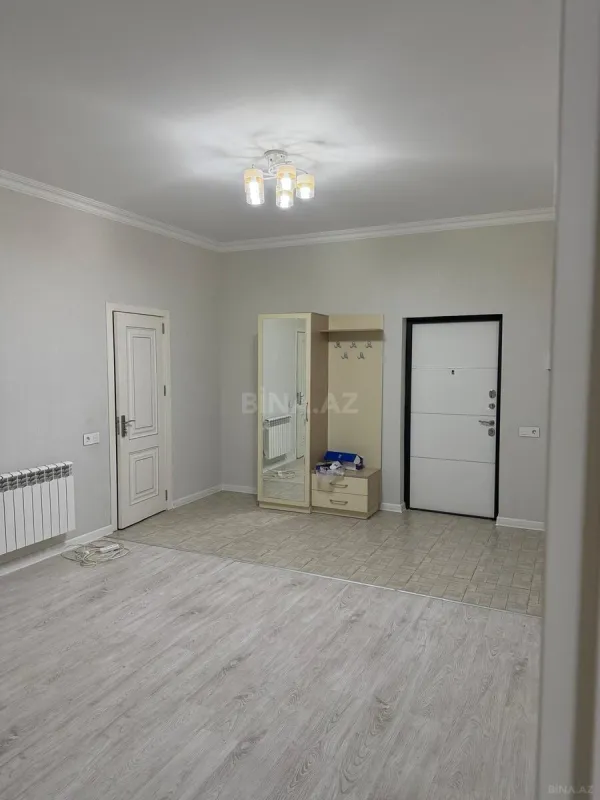 Kirayə verilir 2 otaqlı mənzil 100 m²