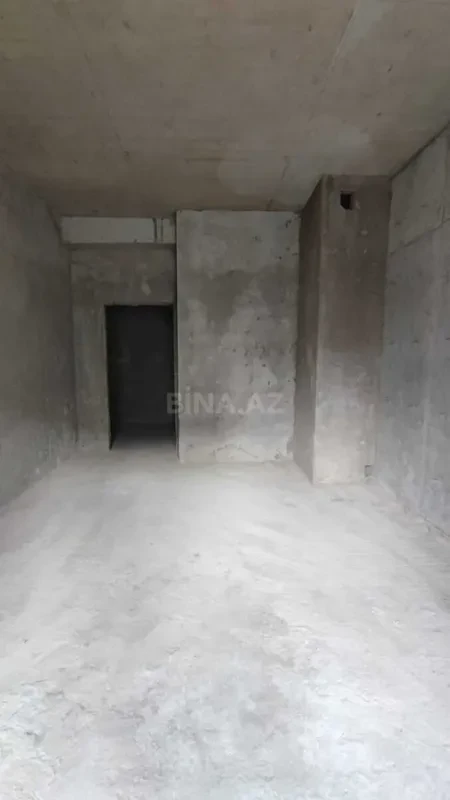 Satılır 4 otaqlı mənzil 166 m²