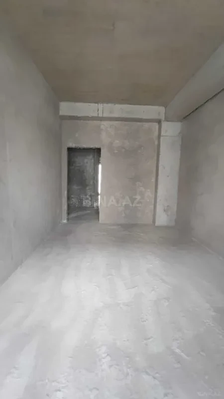 Satılır 4 otaqlı mənzil 166 m²
