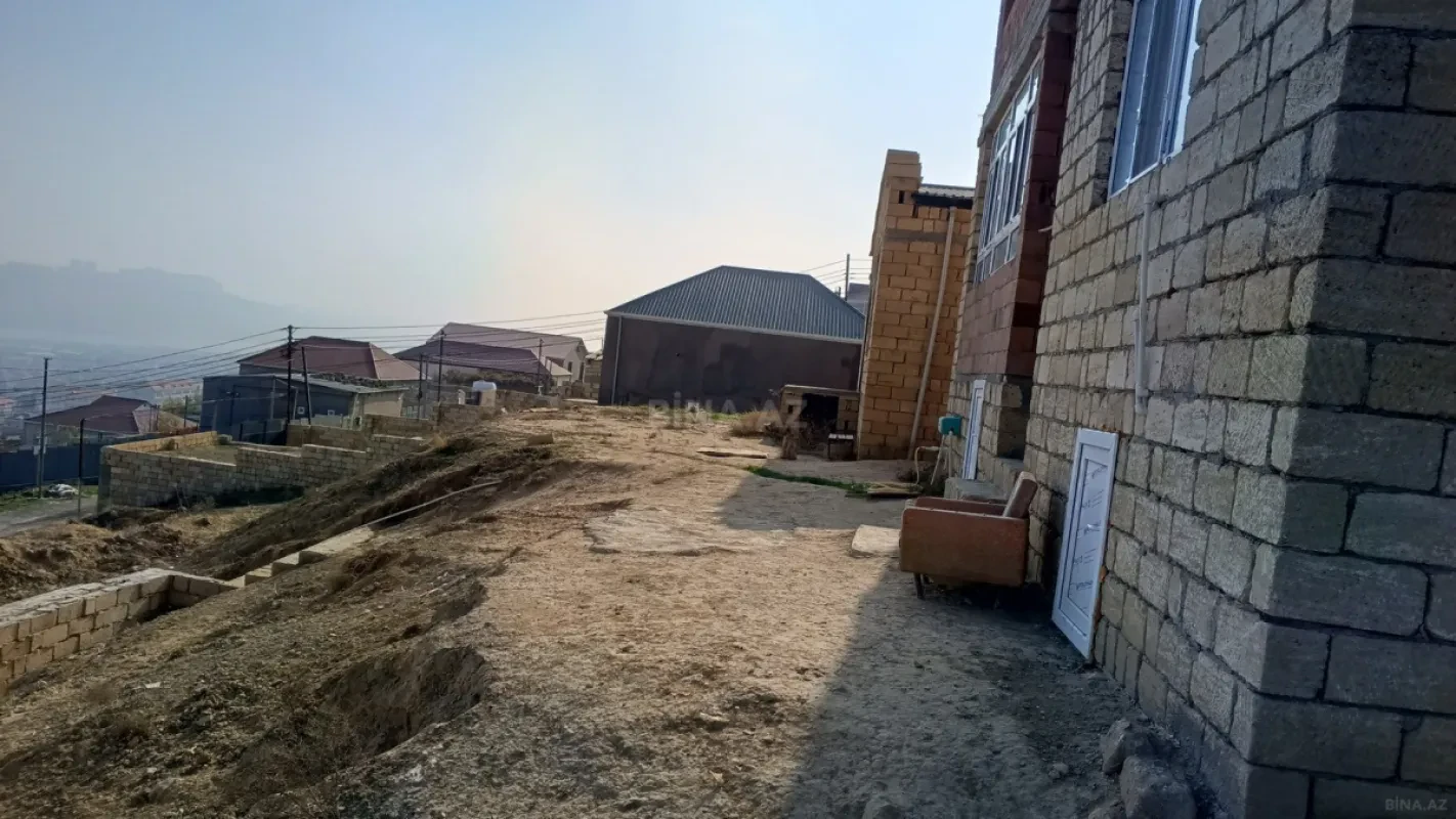 Satılır 3 otaqlı həyət evi 115 m²