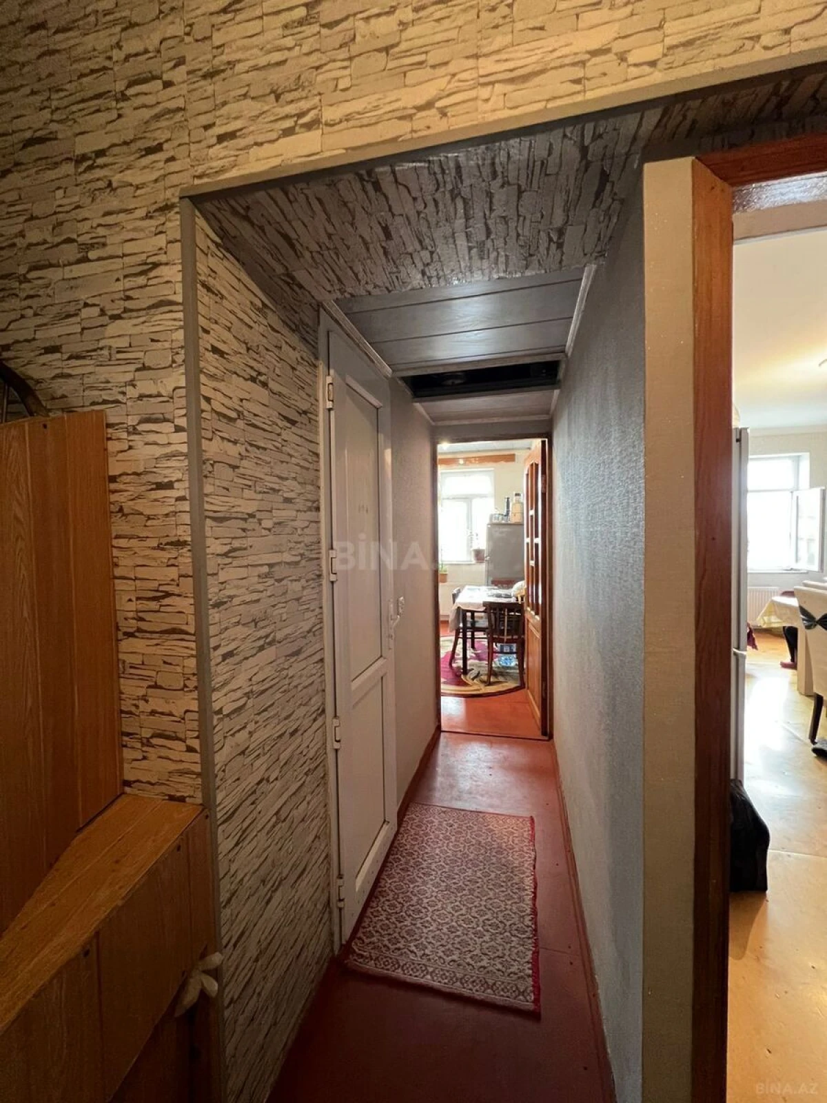 Satılır 2 otaqlı mənzil 56 m²