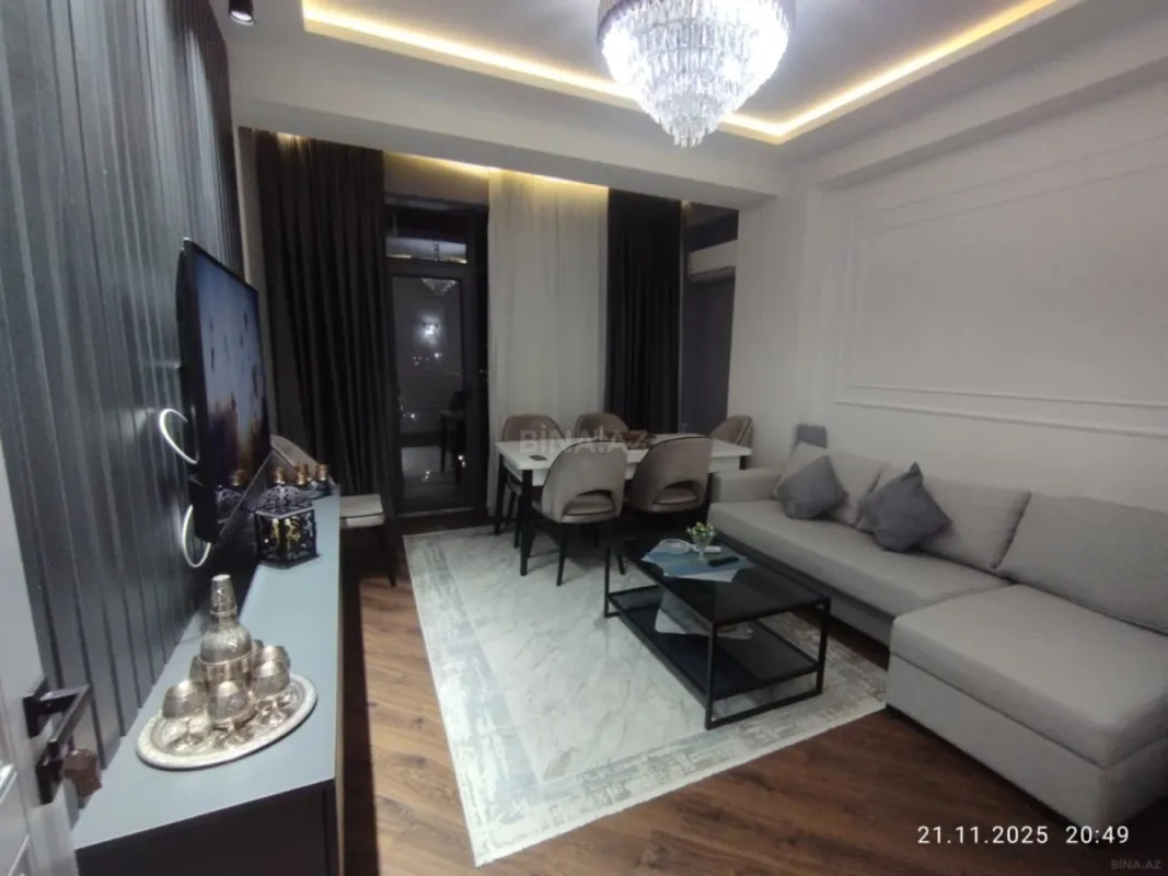 Satılır 2 otaqlı mənzil 87 m²