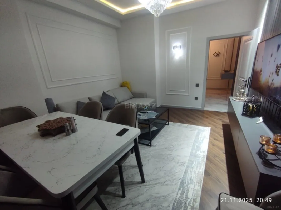 Satılır 2 otaqlı mənzil 87 m²