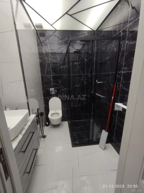 Satılır 2 otaqlı mənzil 87 m²
