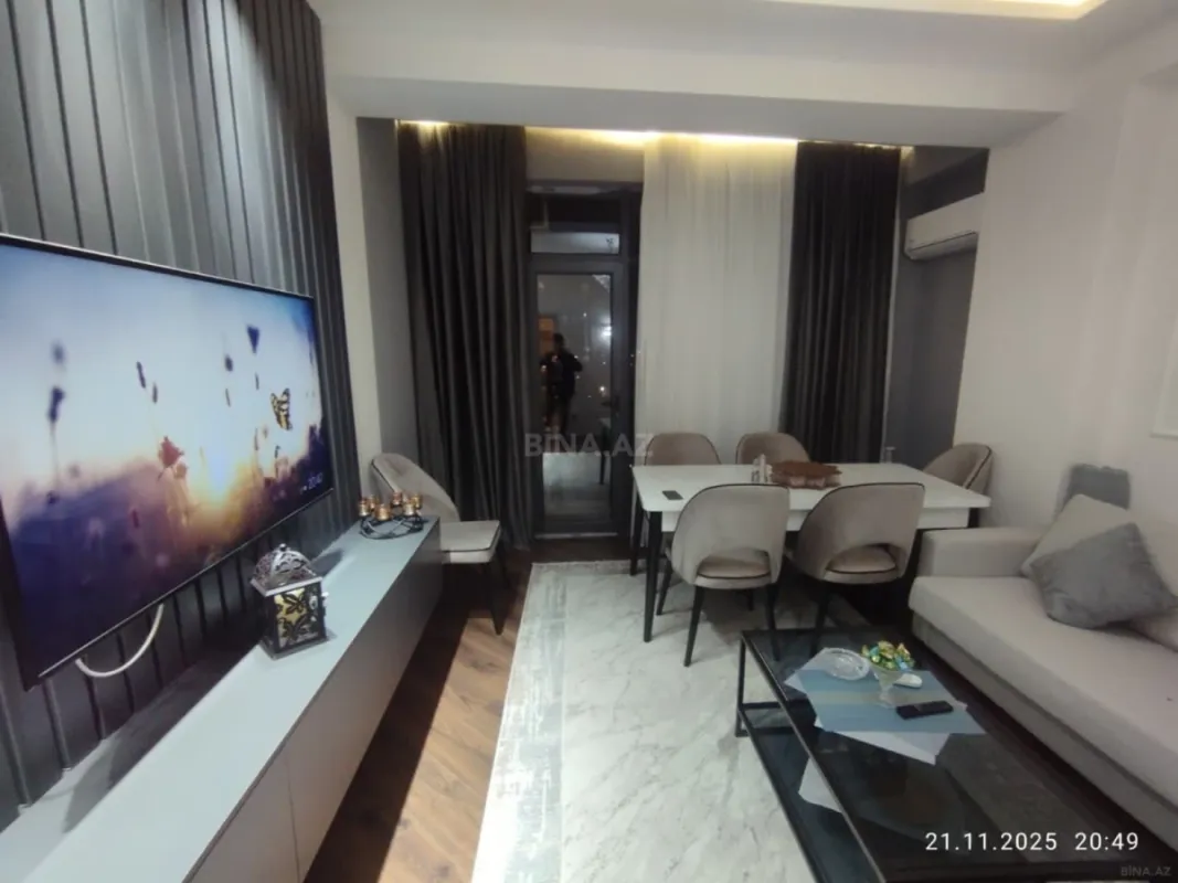 Satılır 2 otaqlı mənzil 87 m²