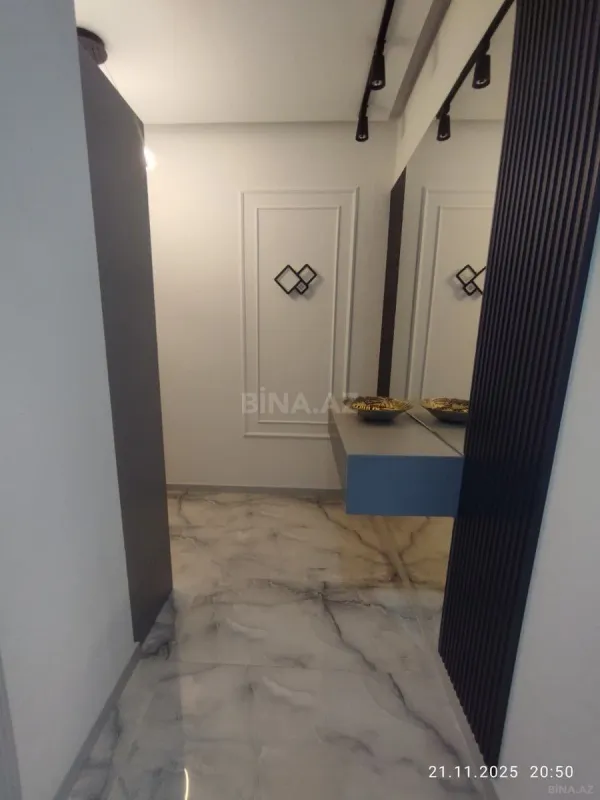 Satılır 2 otaqlı mənzil 87 m²