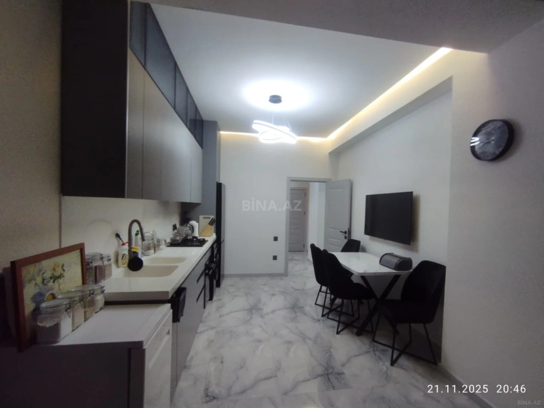 Satılır 2 otaqlı mənzil 87 m²