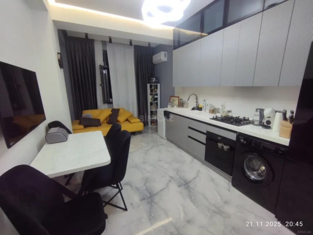 Satılır 2 otaqlı mənzil 87 m²